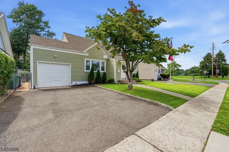1204 Wheatsheaf Rd, Roselle Boro, Union photo 2