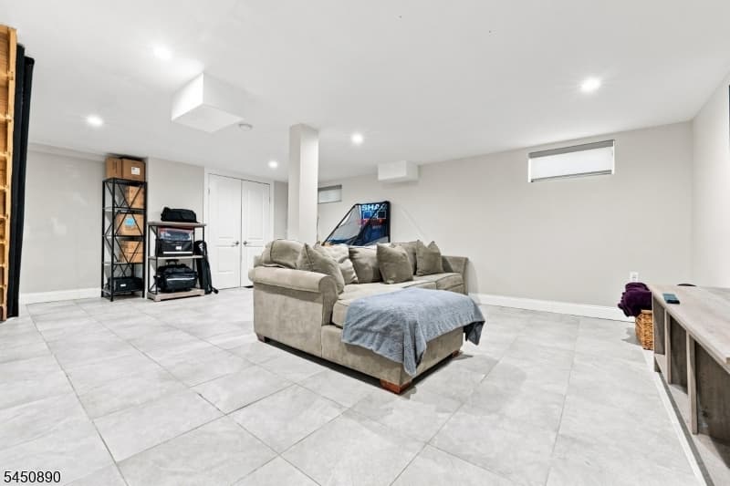 1305 E Henry St, Linden City, Union photo 34