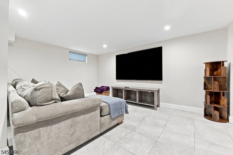 1305 E Henry St, Linden City, Union photo 35