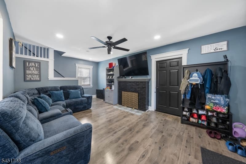 331 Thompson Avenue, Roselle Boro, Union photo 4