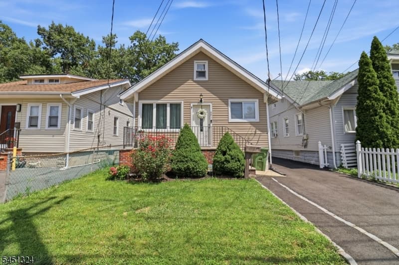 621 Spruce St, Roselle Boro, Union
