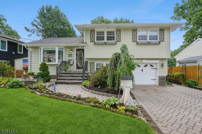 357 Foxwood Rd, Union Twp., Union