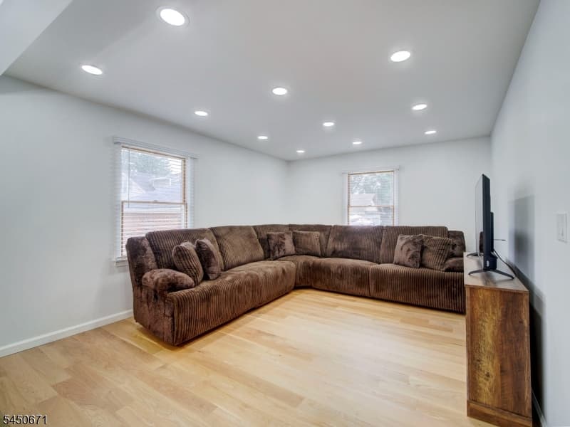 21 N 18th St, Kenilworth Boro, Union photo 12