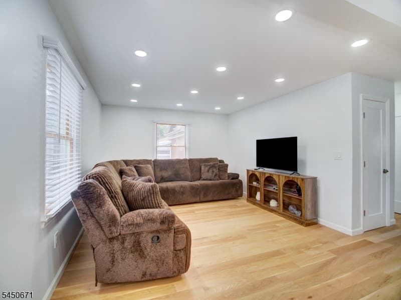 21 N 18th St, Kenilworth Boro, Union photo 16