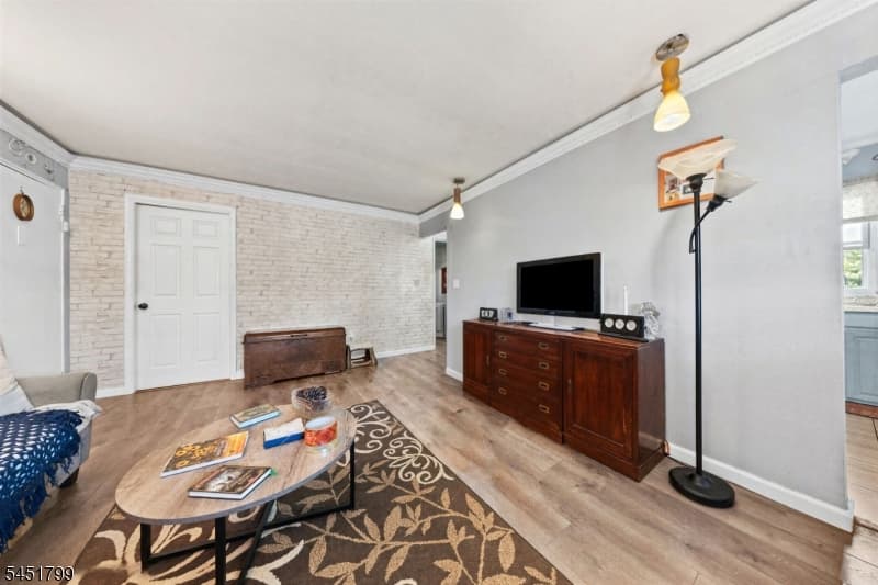 816-826 W Grand St, Elizabeth City, Union photo 7