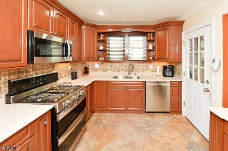 1556 Wyndmoor Ave, Hillside Twp., Union photo 5