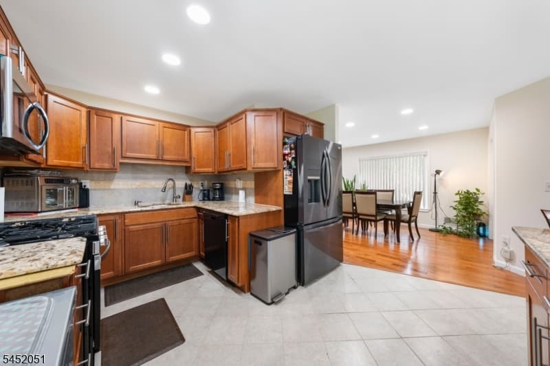 108 Independence Dr, Roselle Boro, Union photo 10