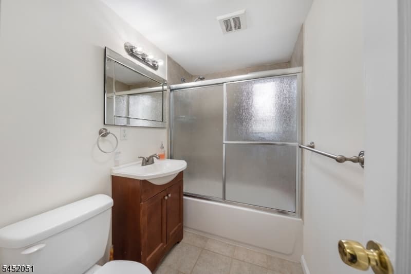108 Independence Dr, Roselle Boro, Union photo 18