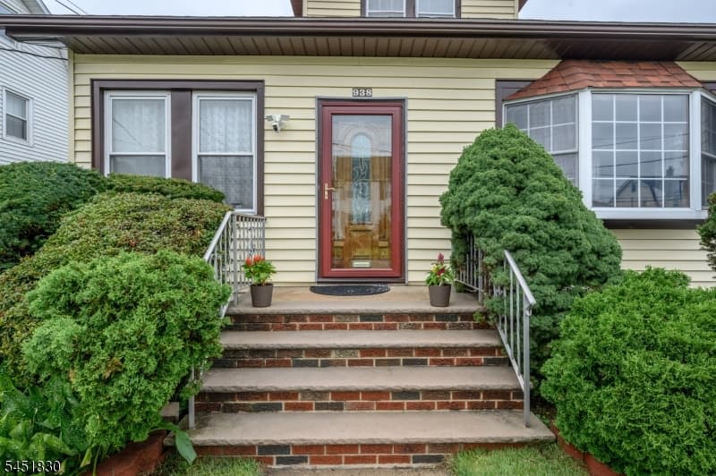 938 Ray Ave, Union Twp., Union photo 2