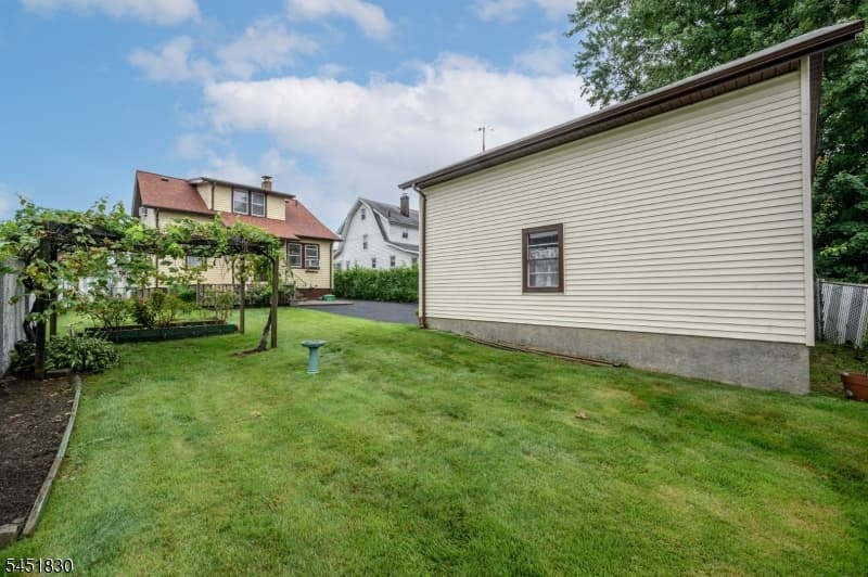938 Ray Ave, Union Twp., Union photo 41