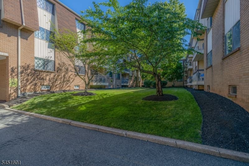 1150-1190 W St George B23B023, Linden City, Union photo 16