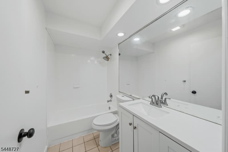 1250 N Broad St, Hillside Twp., Union photo 15