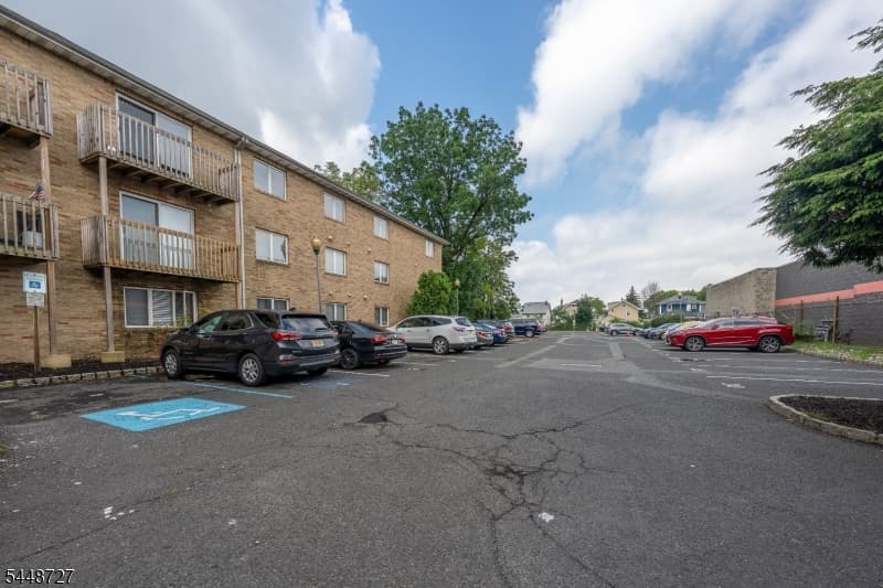 1250 N Broad St, Hillside Twp., Union photo 17