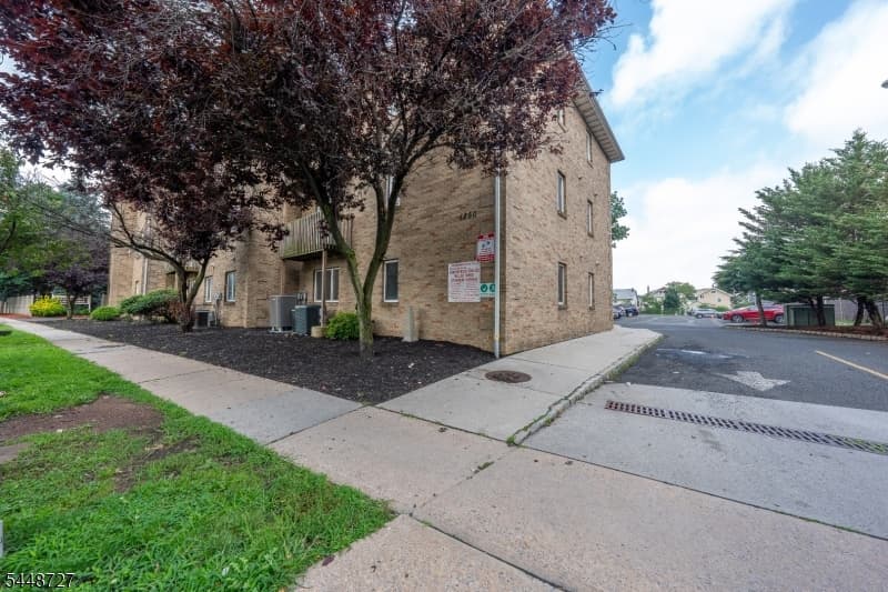1250 N Broad St, Hillside Twp., Union photo 19