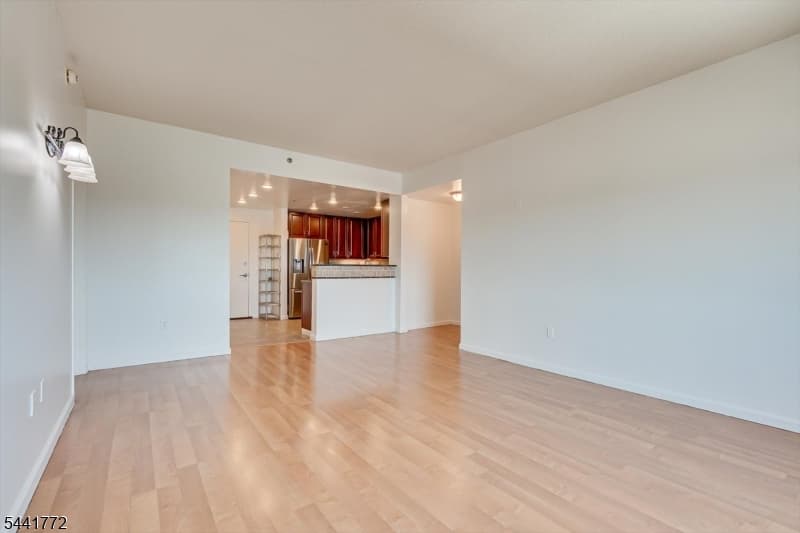 1 Carriage City Plz, Rahway City, Union photo 9