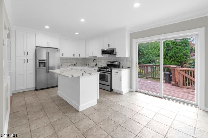 521 E Blancke St, Linden City, Union photo 10
