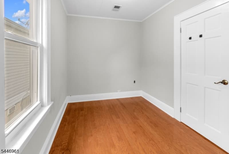 521 E Blancke St, Linden City, Union photo 15