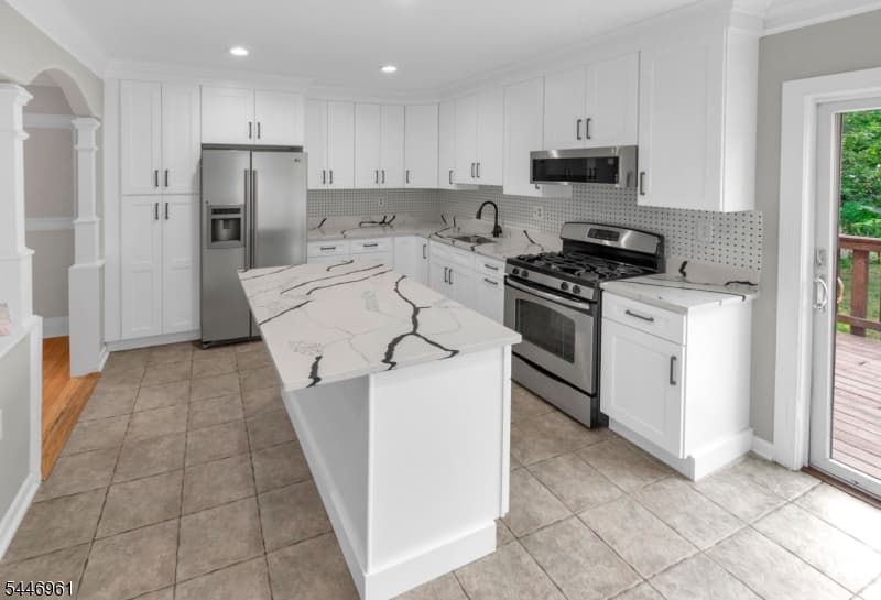 521 E Blancke St, Linden City, Union photo 9