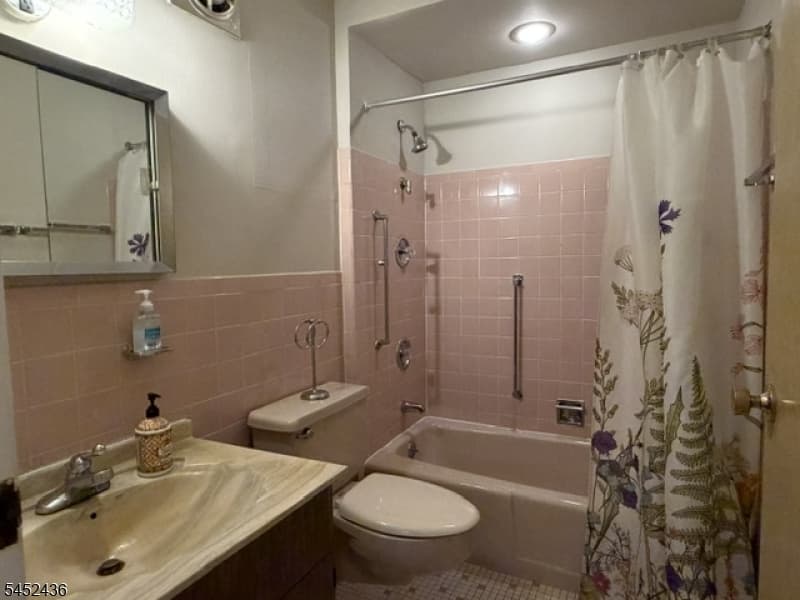 255 Tucker Ave, Union Twp., Union photo 18