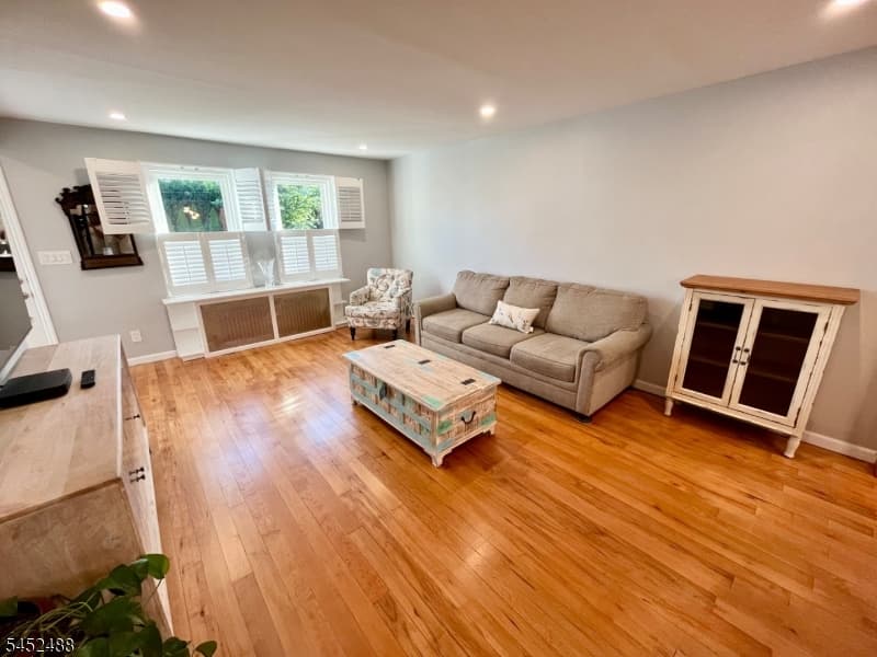 410 Lexington Ave, Cranford Twp., Union photo 3