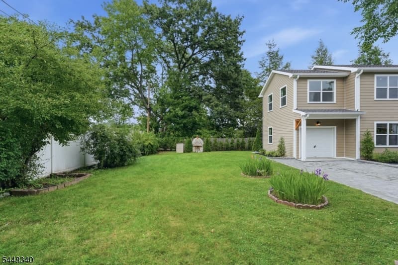 126 Fieldstone Dr, Springfield Twp., Union photo 5
