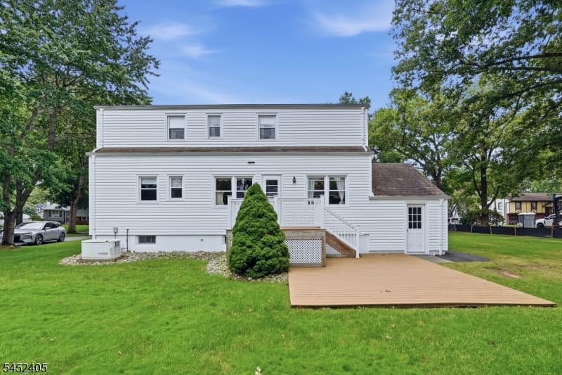 111 Primrose Dr, New Providence Boro photo 5