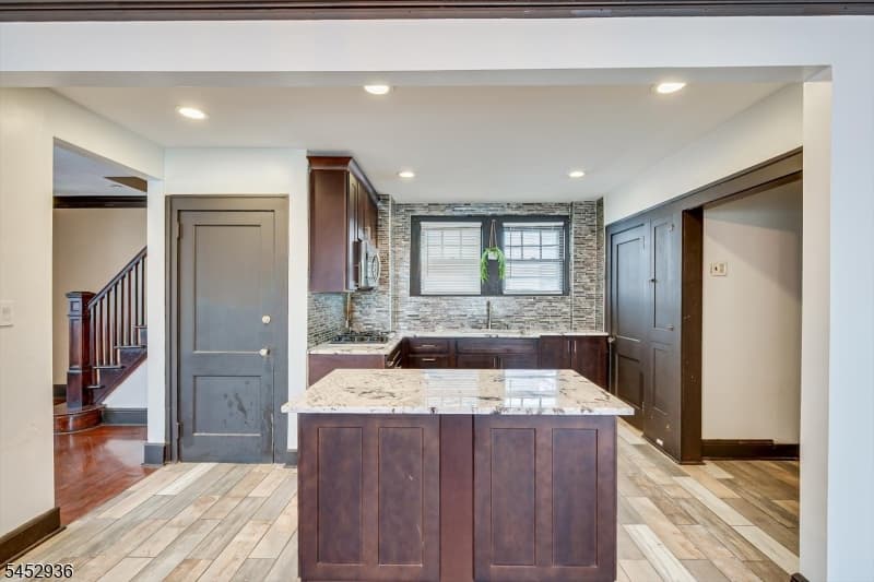 1075 Overlook Ter, Union Twp., Union photo 16