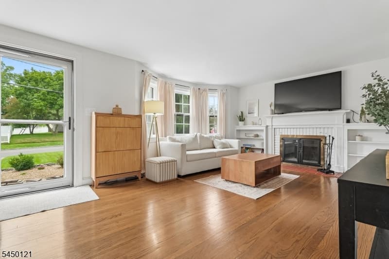 611 Brookside Pl, Cranford Twp., Union photo 4
