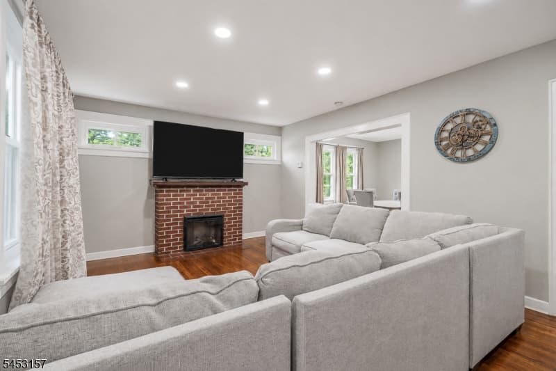 512 W 3Rd Ave, Roselle Boro, Union photo 13