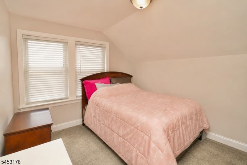 105 Main St, Linden City photo 16