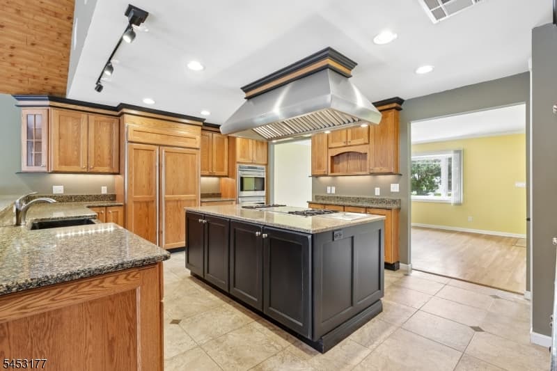 1526 N Stiles St, Linden City, Union photo 16