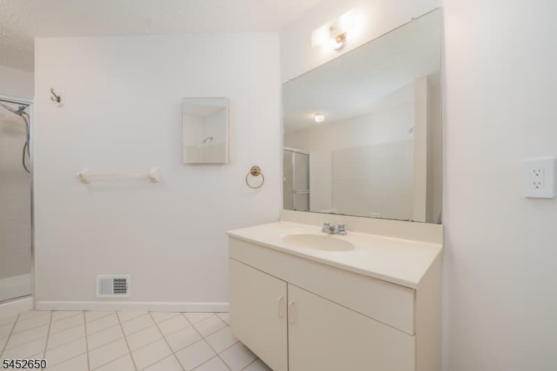 15 Starling Way, Berkeley Heights Twp., Union photo 24