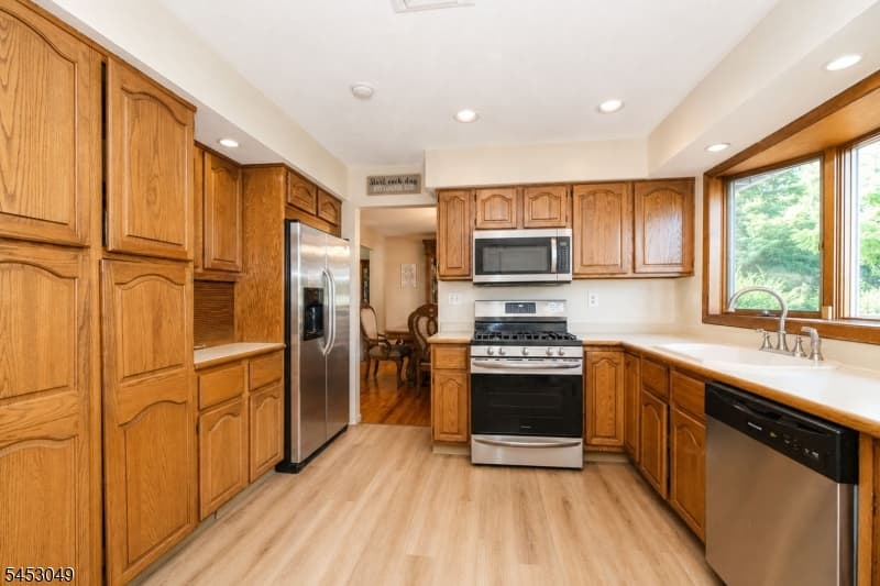 472 Summit Rd, Mountainside Boro, Union photo 14