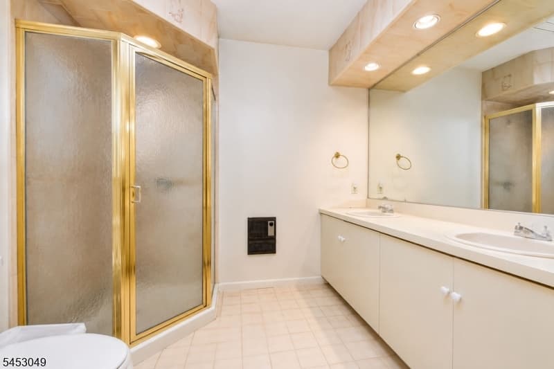 472 Summit Rd, Mountainside Boro, Union photo 24