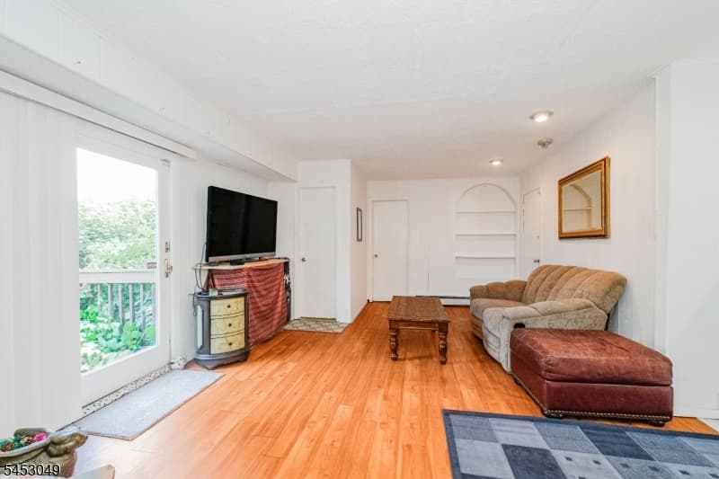 472 Summit Rd, Mountainside Boro, Union photo 5