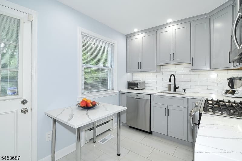 1700 Westover Rd, Linden City, Union photo 7