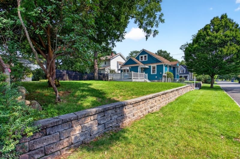 1 Perry Pl, Springfield Twp. photo 25