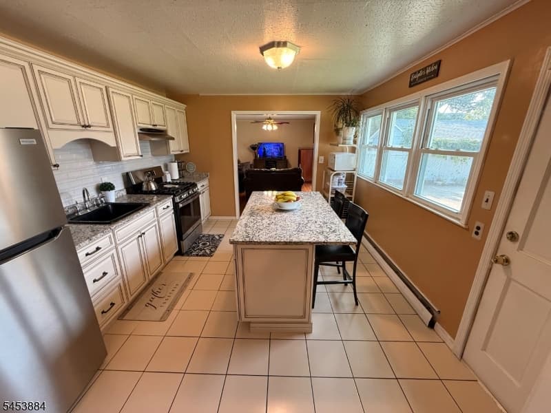 2116 Pleasant Pkwy, Union Twp. photo 9