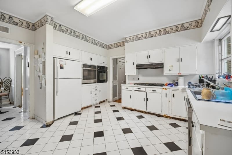 231 Exeter Way, Hillside Twp., Union photo 13