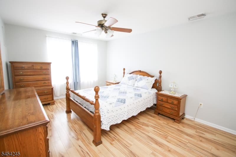 10 Redspire Dr, Union Twp. photo 8