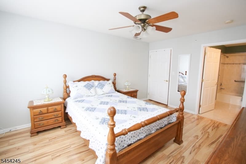 10 Redspire Dr, Union Twp. photo 9