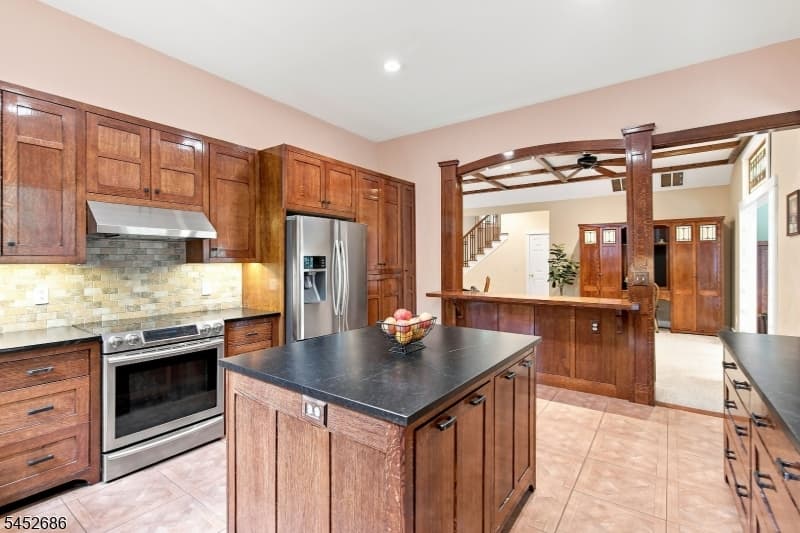 300 Emerson Ln, Berkeley Heights Twp. photo 12