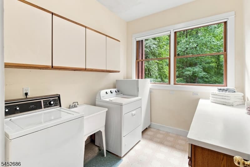 300 Emerson Ln, Berkeley Heights Twp. photo 18