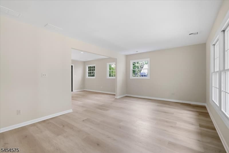 27 Inwood Rd, Berkeley Heights Twp. photo 9