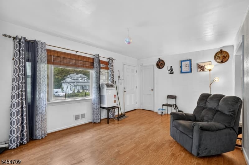 201 Linden Ave, Rahway City photo 10