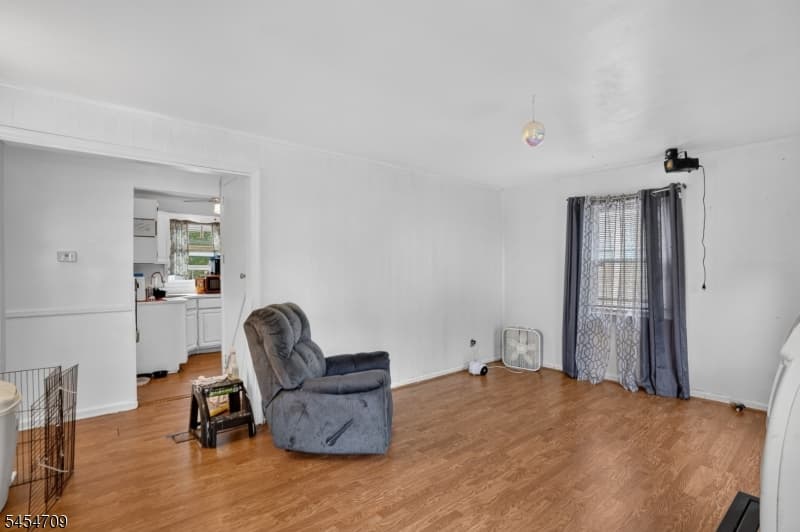 201 Linden Ave, Rahway City photo 9