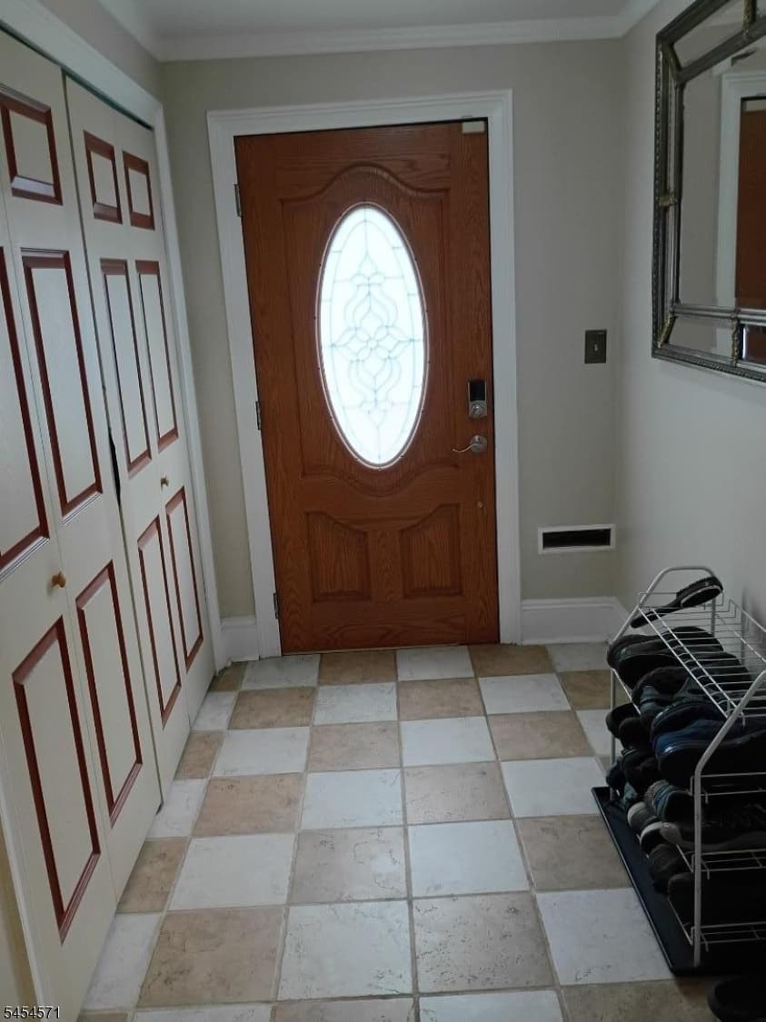 126 Virginia St, Hillside Twp. photo 4