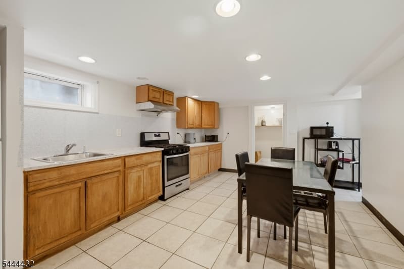 328 W Inman Ave, Rahway City photo 15