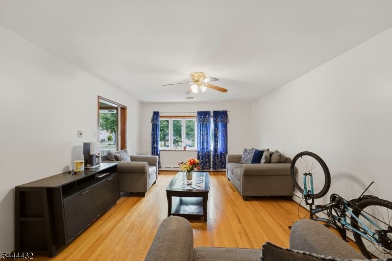 328 W Inman Ave, Rahway City photo 3