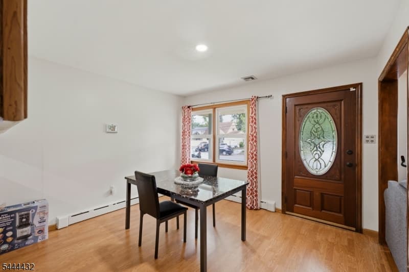 328 W Inman Ave, Rahway City photo 5